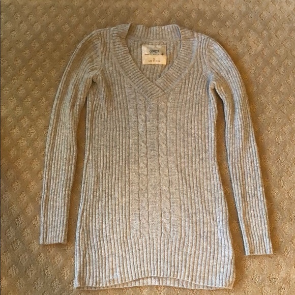 SO light gray marbled V sweater. Size small. EUC. - Picture 4 of 4